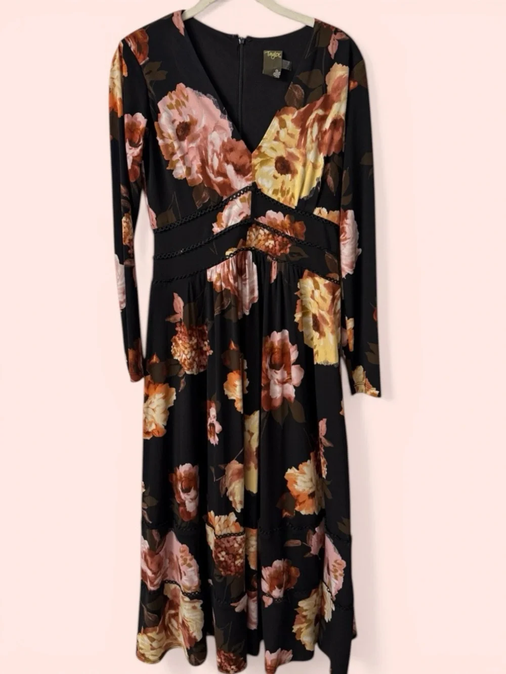 Taylor Dark Floral Jersey Midi Dress New with Tags Crochet Trim Size 2 Romantic - Picture 1 of 11